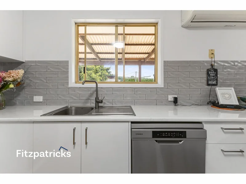 Additional image 3 of 2 Tura Place, Glenfield Park NSW 2650