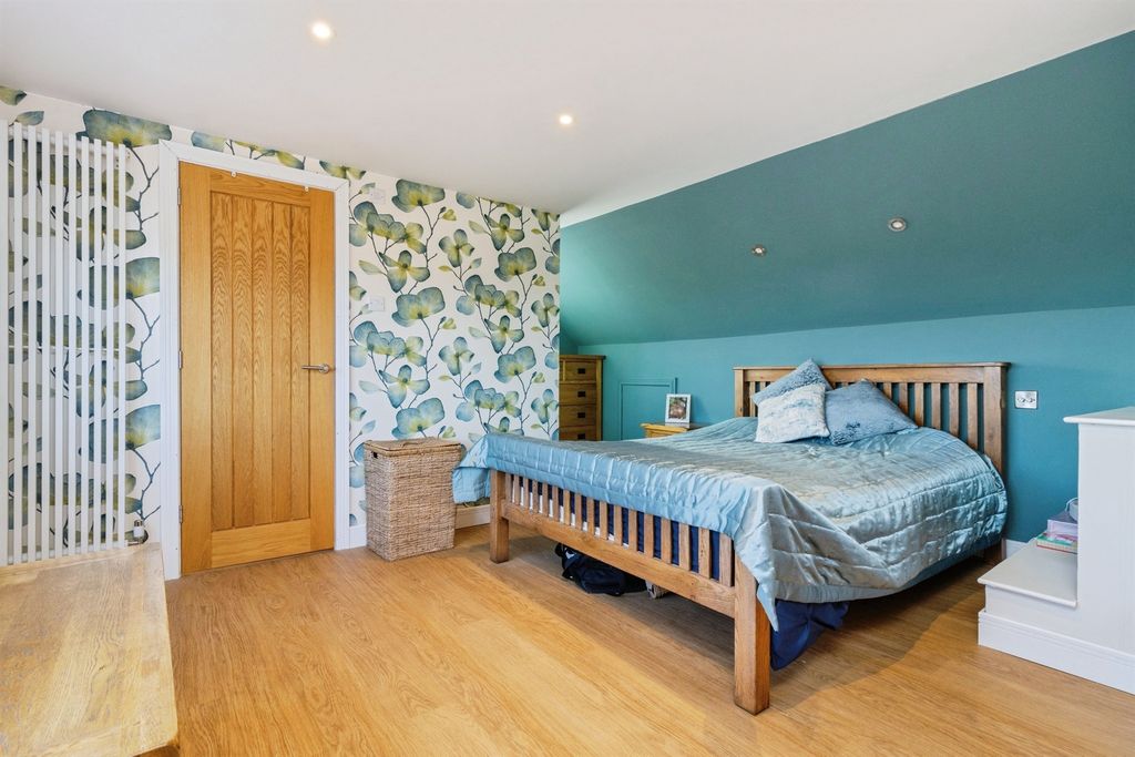 Additional image 36 of 5 bed semi-detached house for saleGillard Road, Brixham TQ5