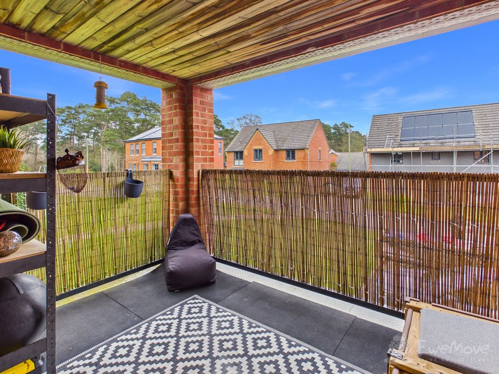 Additional image 12 of 2 bed flat for saleArtillery Drive, Bordon, Hampshire GU35