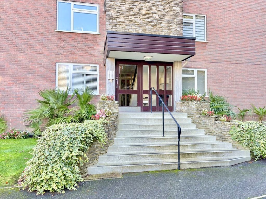 Additional image 32 of 3 bed flat for saleMartello Road South, Canford Cliffs, Poole BH13