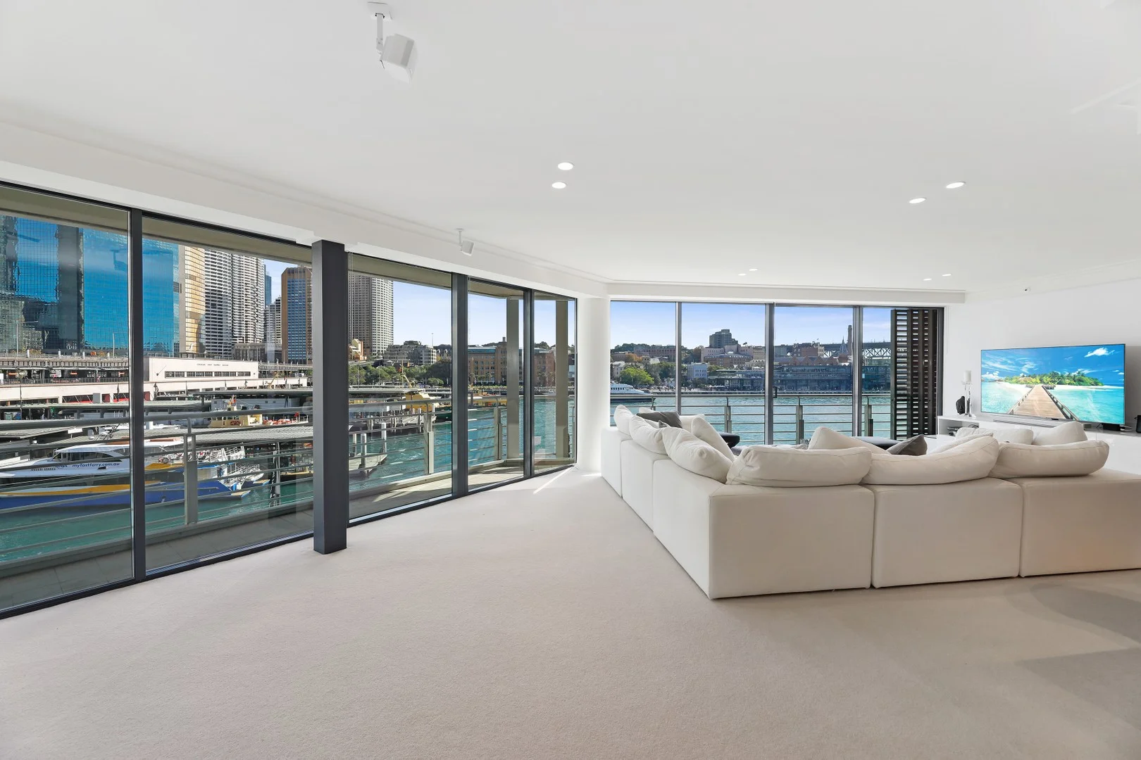 24/7 Macquarie Street, Sydney NSW 2000
