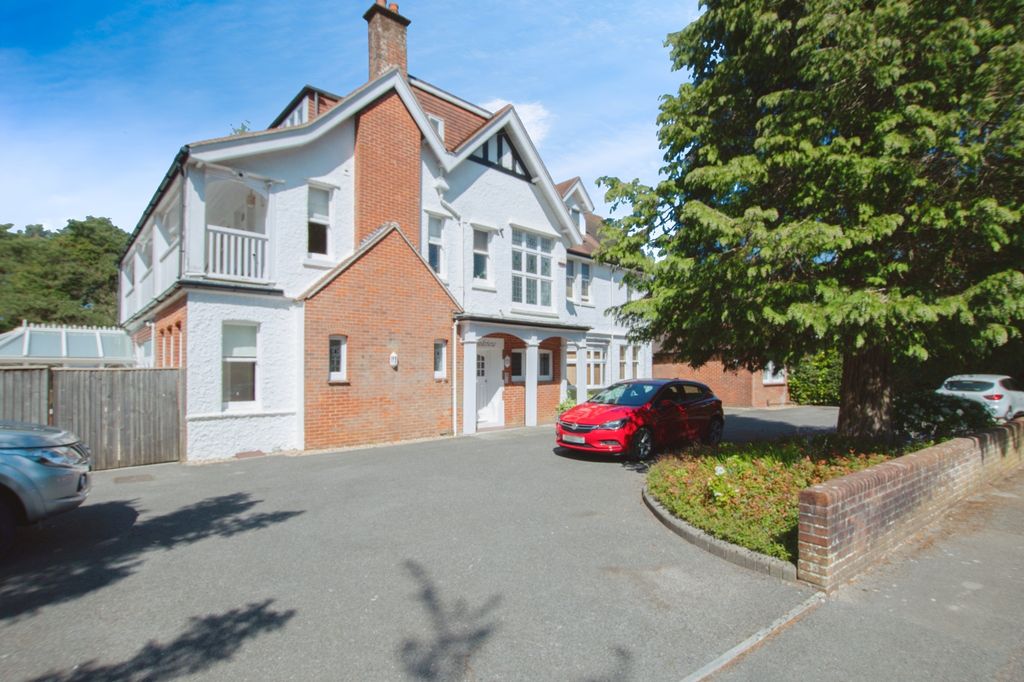 Additional image 2 of 2 bed flat for sale6 St. Anthonys Road, Bournemouth BH2