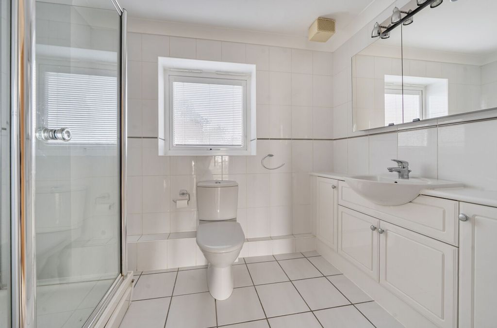 Additional image 10 of 2 bed flat for saleKings Parade, Bognor Regis PO21