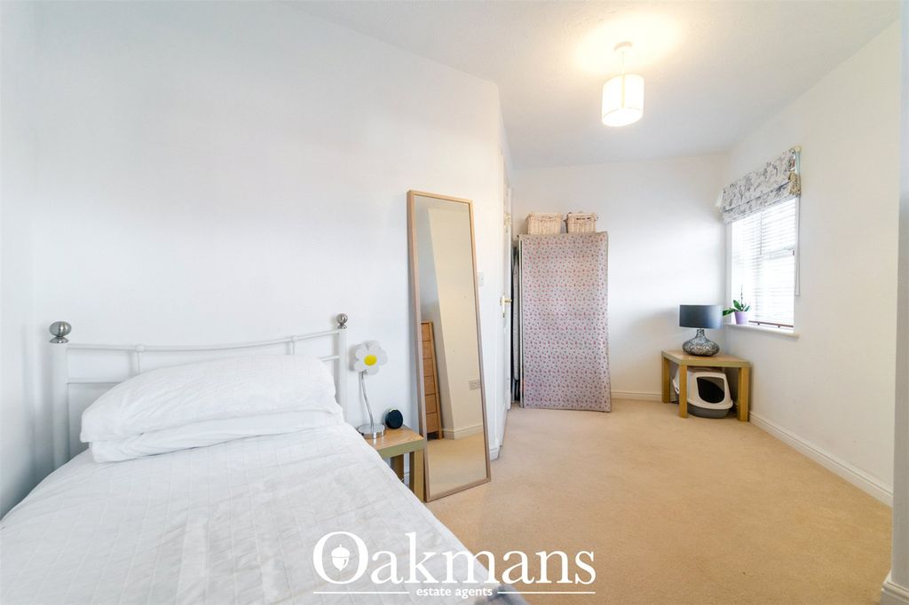 Additional image 12 of 2 bed flat for saleNewton Square, Bromsgrove, Worcestershire B60