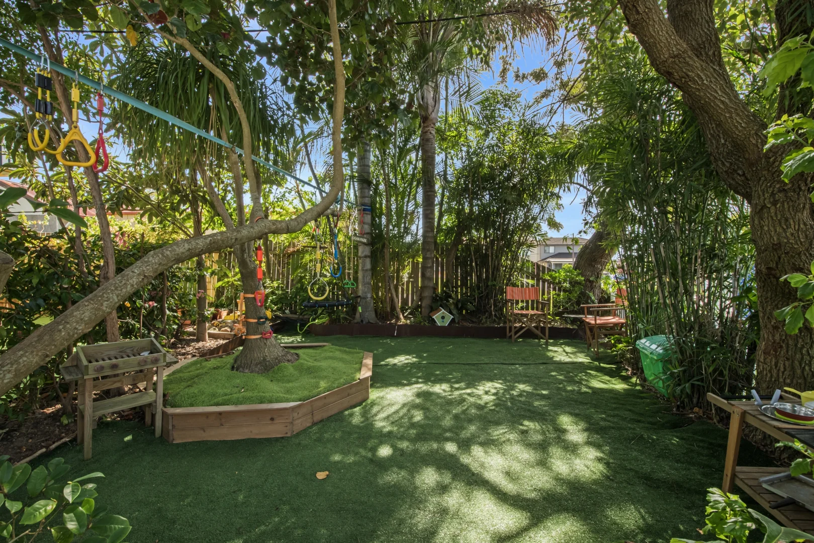 5 Wyuna Close, Gorokan NSW 2263 photo 3