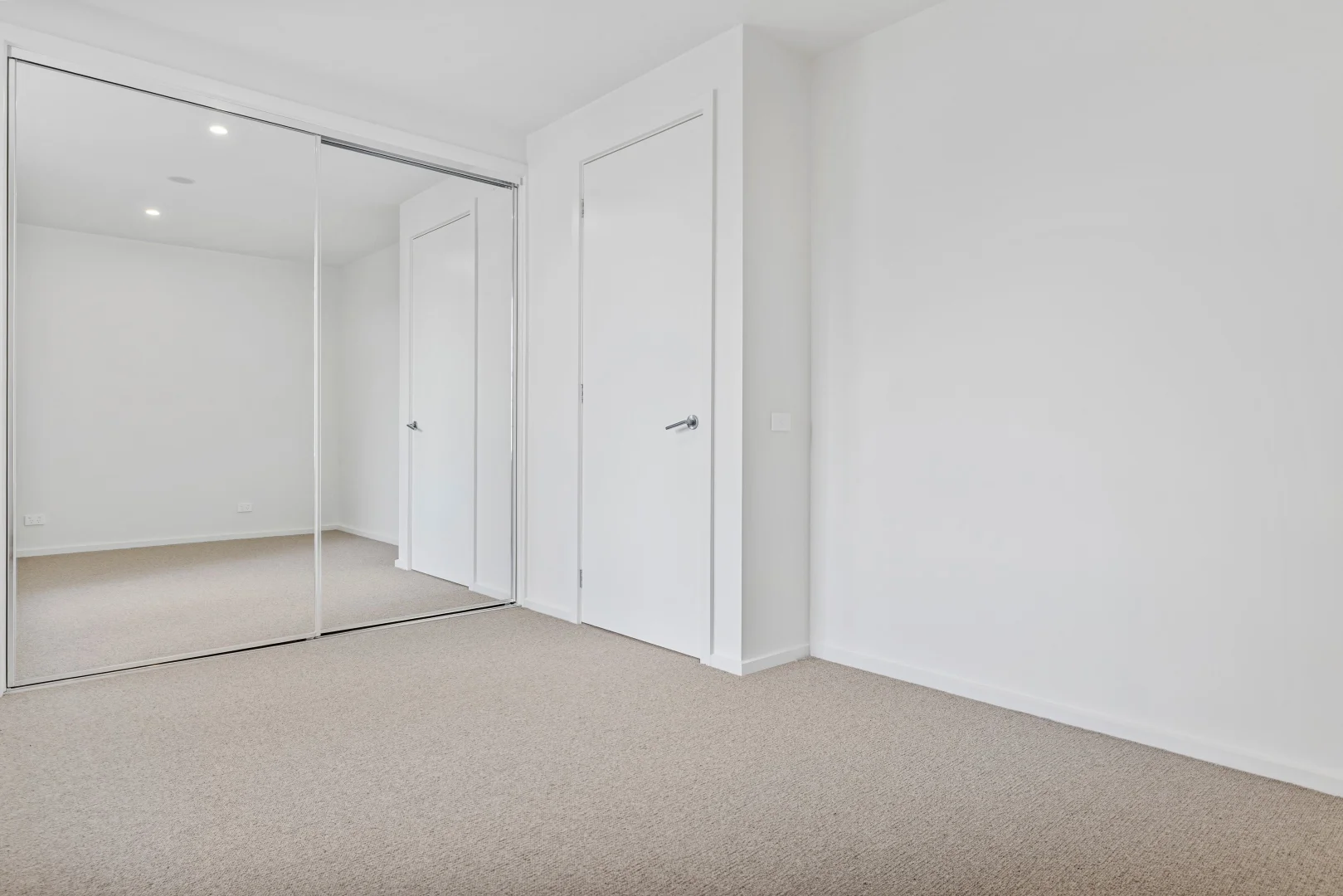 3/5 Nova Circuit, Bundoora VIC 3083 photo 4