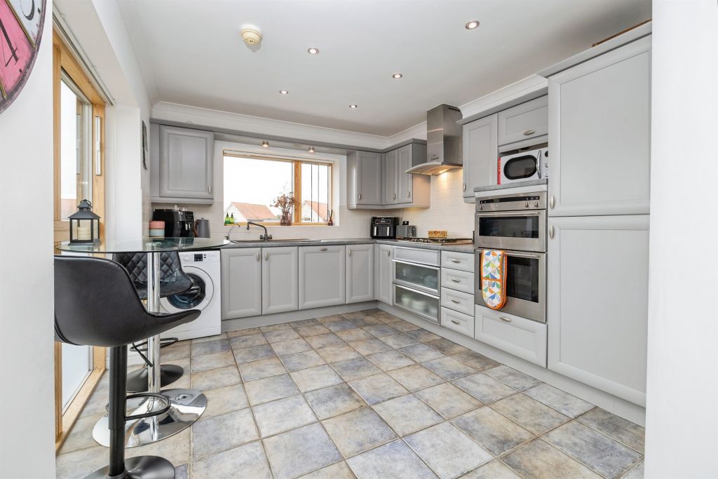 Additional image 4 of 2 bed flat for saleMarine Approach, Lincoln LN1