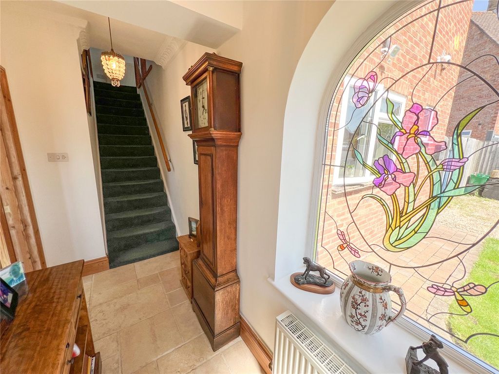 Additional image 6 of 6 bed semi-detached house for saleSalisbury Crescent, Blandford Forum, Dorset DT11