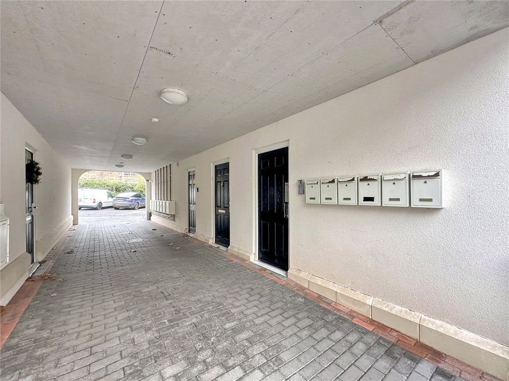 Additional image 19 of 2 bed flat for saleOakfield Street, Blandford Forum, Dorset DT11