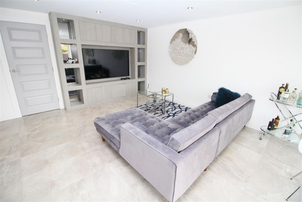 Additional image 7 of 4 bed semi-detached house for saleGables Avenue, Red Road, Borehamwood WD6