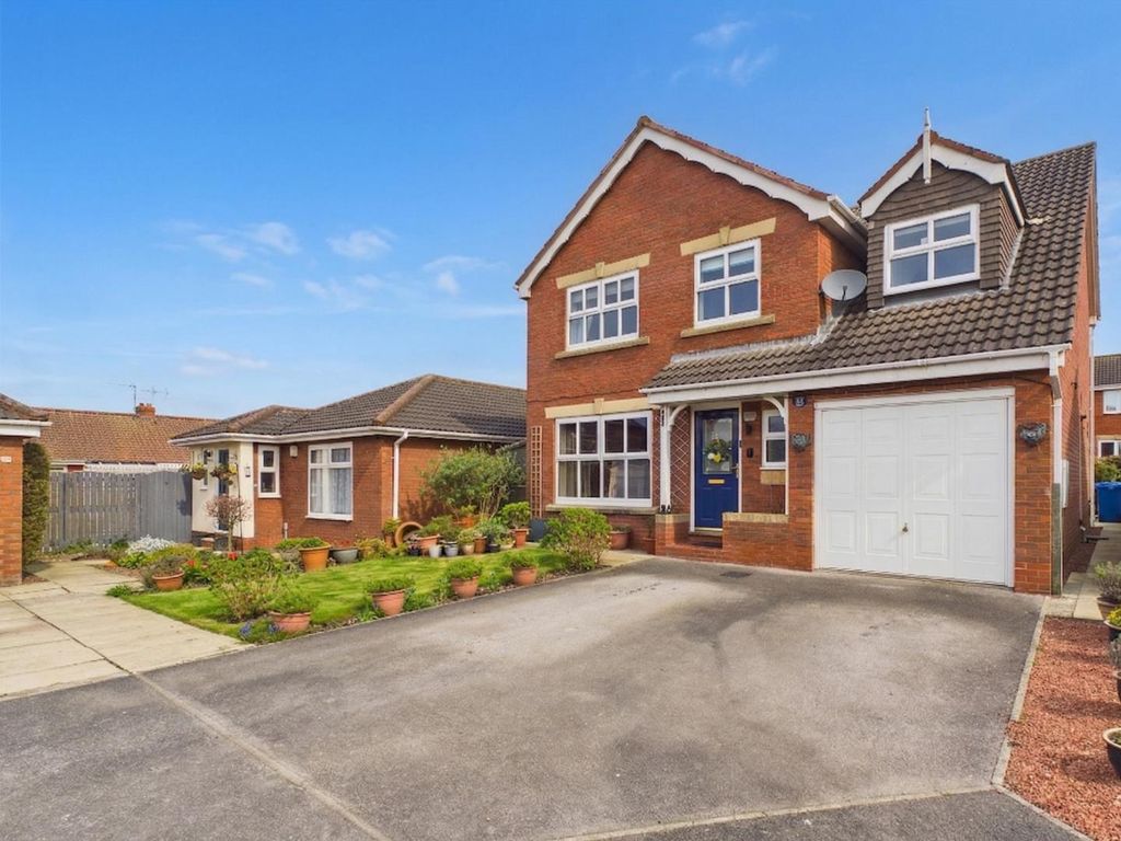 Additional image 2 of 5 bed detached house for sale5 Bed Detached House, Aysgarth Rise, Bridlington YO16