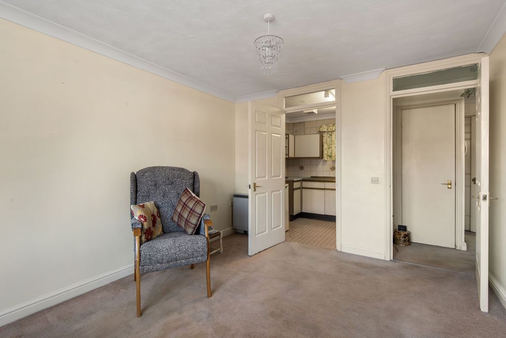 Additional image 5 of 1 bed flat for saleWilloughby Road, Boston PE21