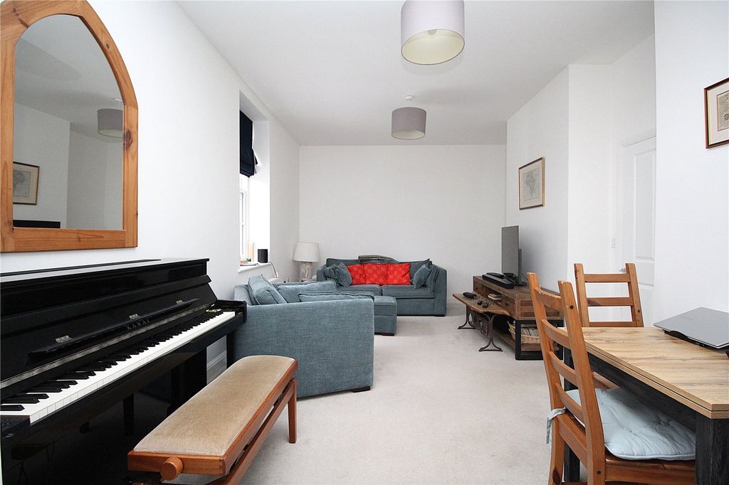 Additional image 2 of 2 bed flat for saleAmherst Place, Bordon, Hampshire GU35