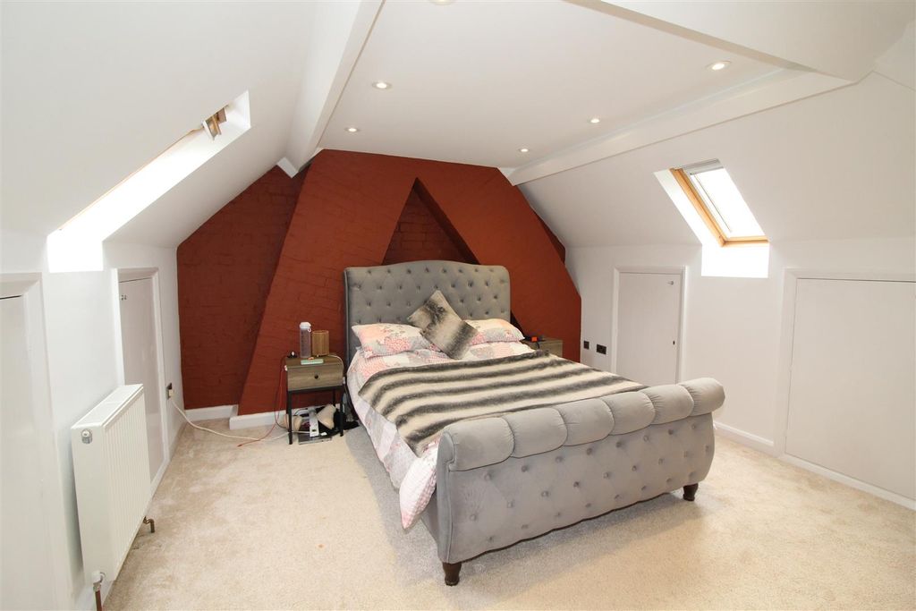 Additional image 31 of 4 bed semi-detached house for saleBryn Road, Pontllanfraith, Blackwood NP12