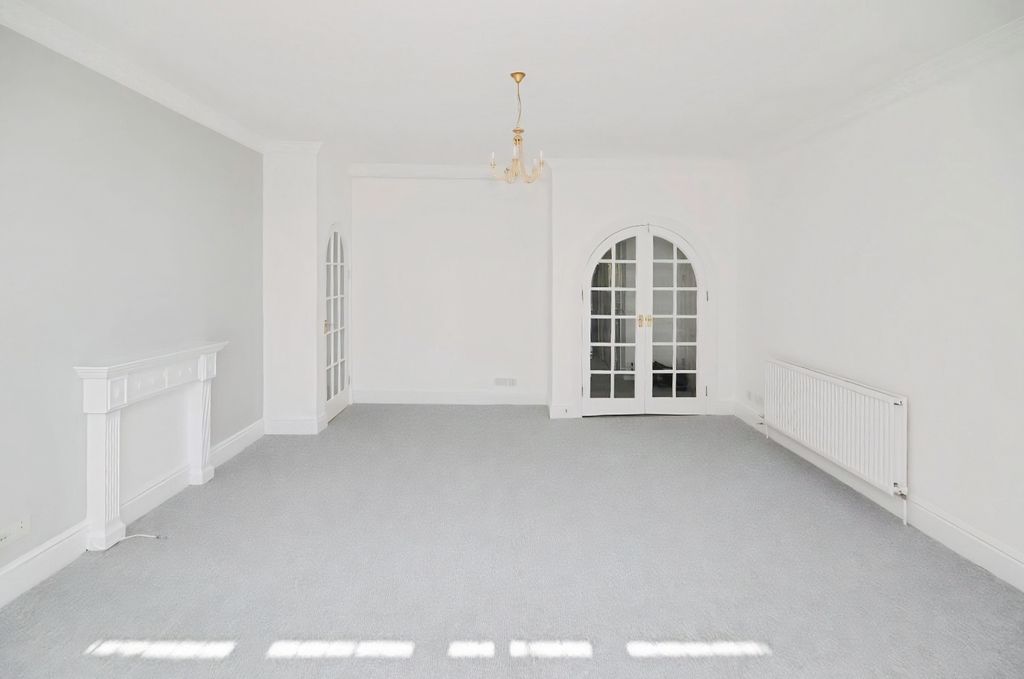 Additional image 6 of 2 bed flat for saleHadham Road, Bishops Stortford CM23