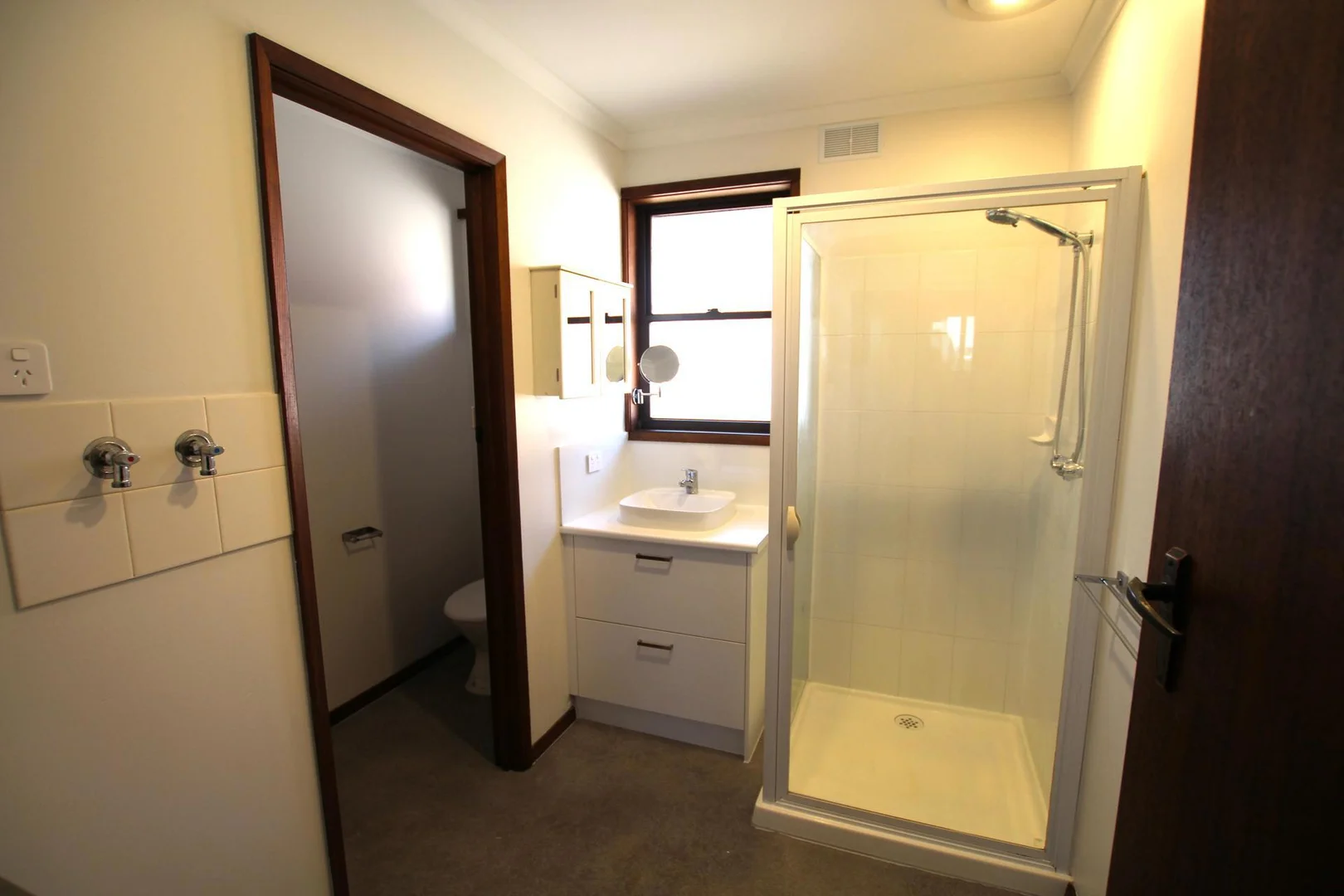 2/10 Georges Lane, Warrnambool VIC 3280 photo 2