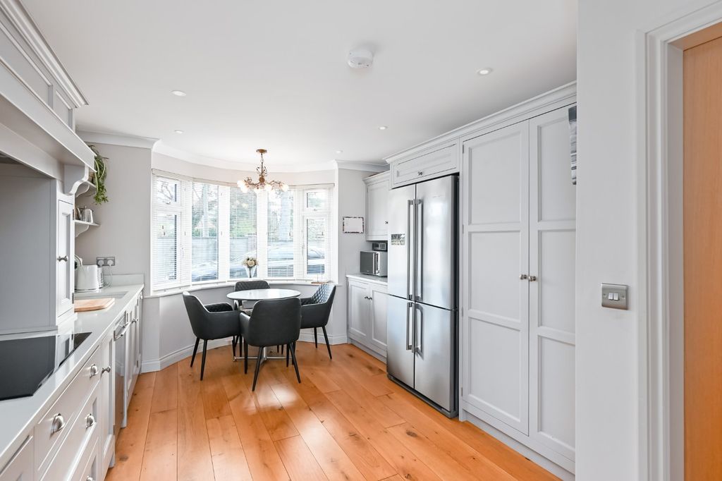 Additional image 7 of 4 bed detached house for saleThe Horseshoe, Tadcaster Road, York YO24