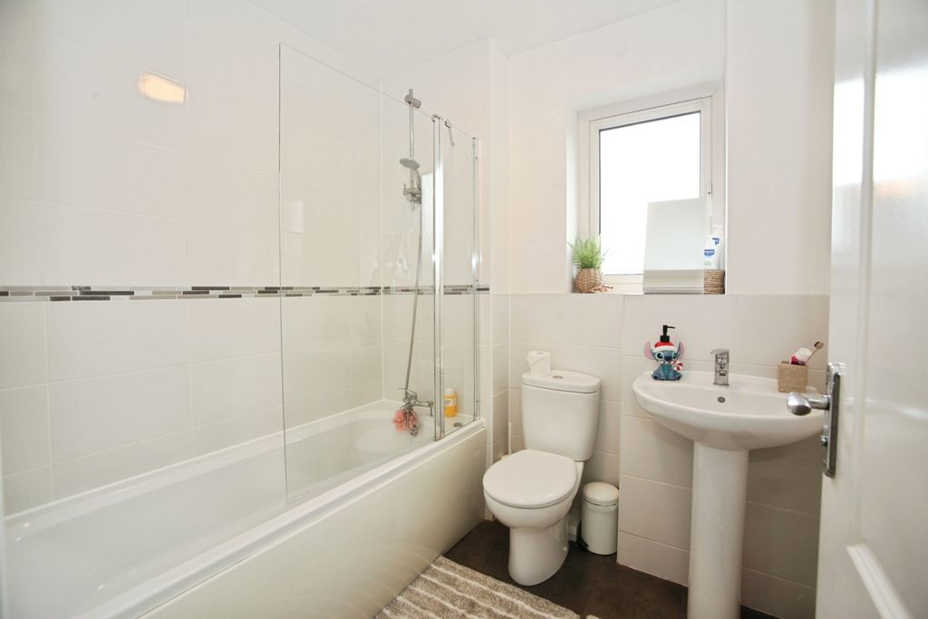 Additional image 17 of 4 bed detached house for saleCastle Way, Newport NP10