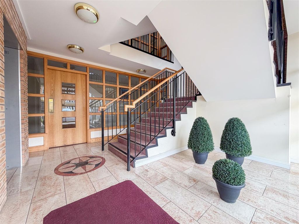 Additional image 17 of 2 bed flat for saleThe Paddock, Hamilton ML3