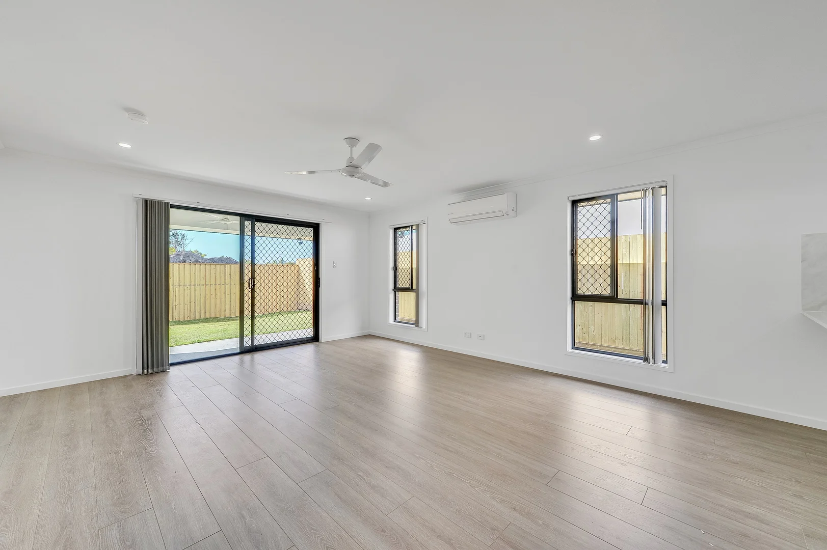 Additional image 4 of 54 Almandin Street, Logan Reserve QLD 4133