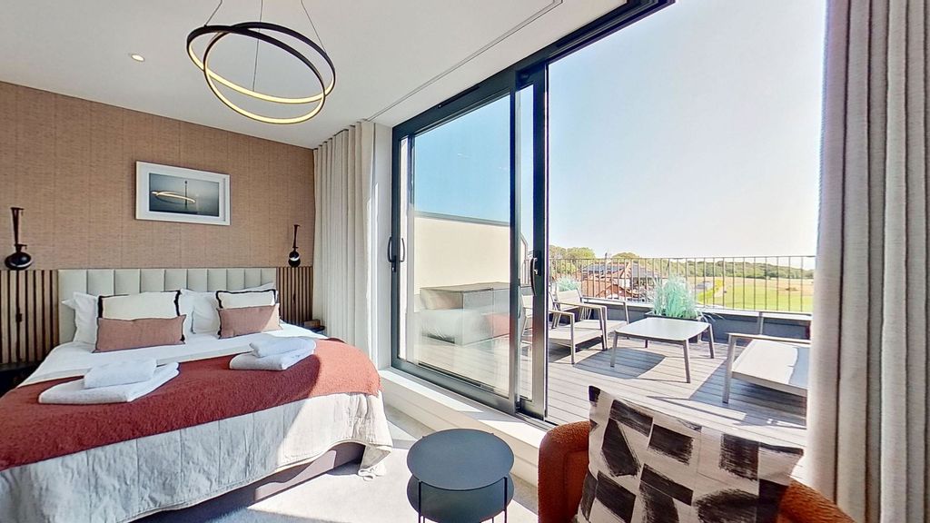 Additional image 12 of 3 bed penthouse for saleConvent Road, Broadstairs CT10