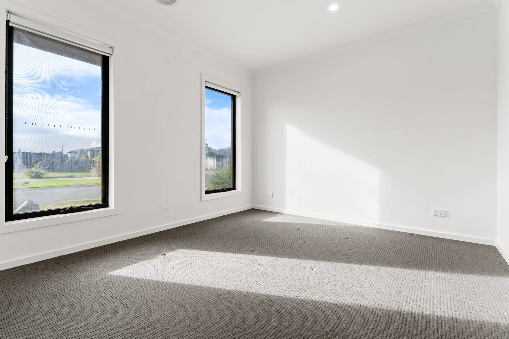 50 Ambassador Crescent, Point Cook VIC 3030 photo 5
