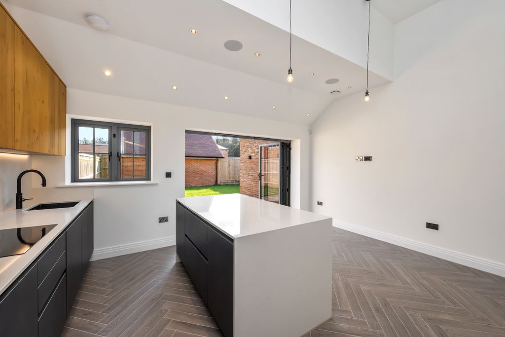 Additional image 5 of 3 bed semi-detached house for saleSkylarks, Brighton BN2