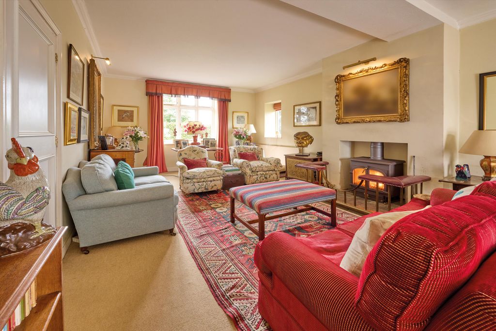 Additional image 2 of 5 bed detached house for saleSteane, Brackley, Northamptonshire NN13