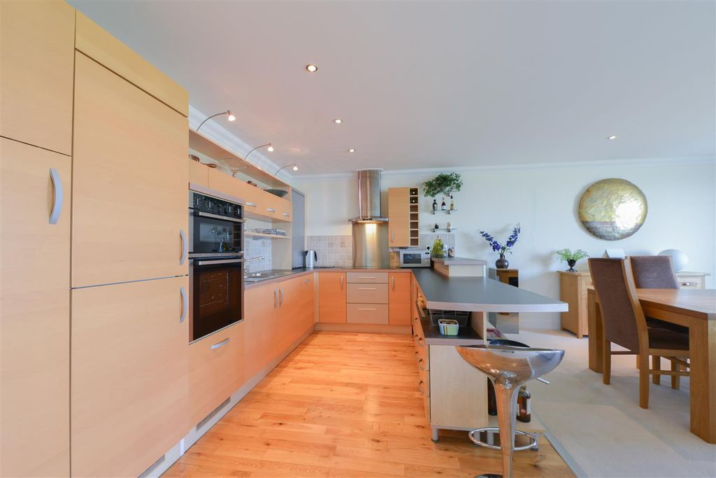 Additional image 6 of 2 bed flat for saleJoss Gap Road, Broadstairs CT10