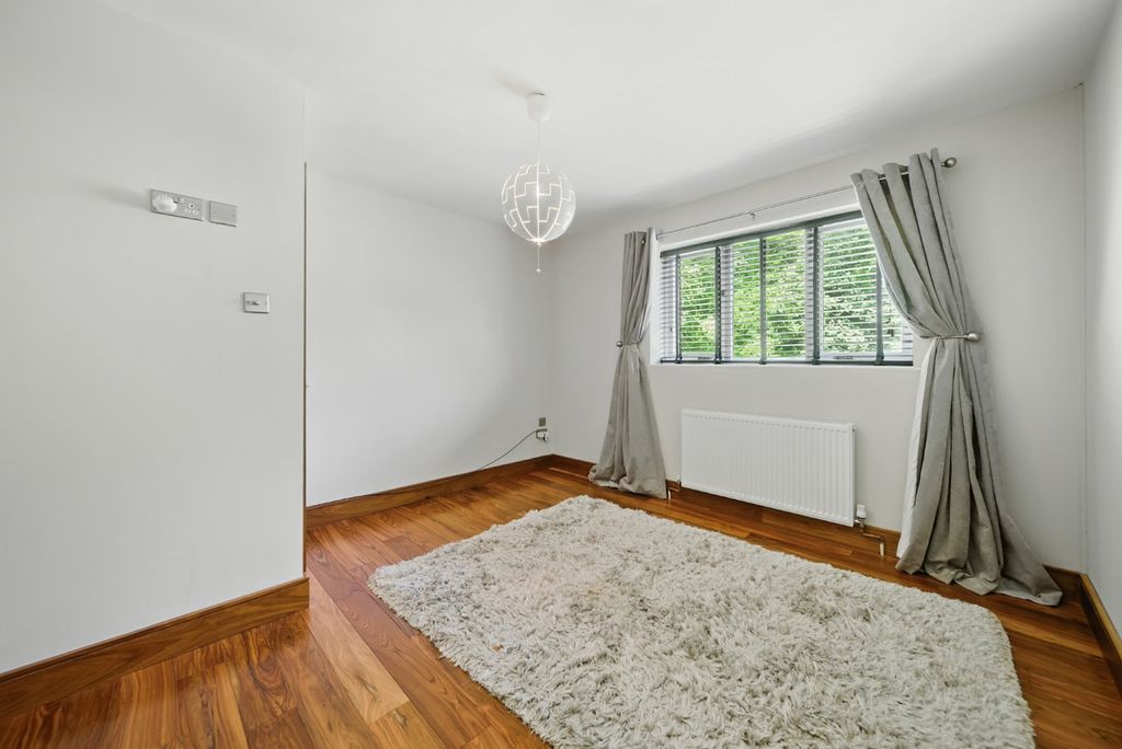 Additional image 16 of 5 bed detached house for saleWoodlands Close, Apperley Bridge, West Yorkshire BD10