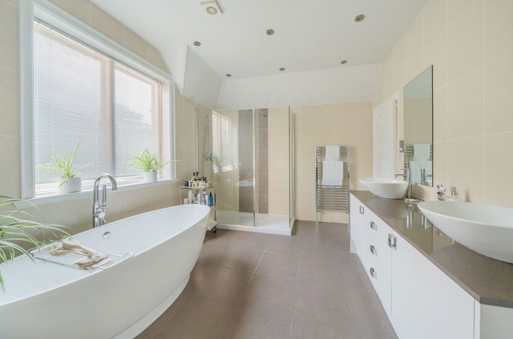 Additional image 19 of 6 bed detached house for salePark Farm Road, Bickley, Kent BR1