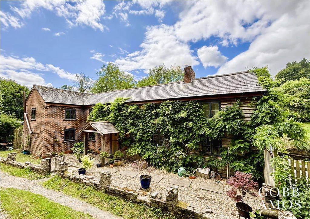 5 bed detached house for saleThe Cabin, Hopesay, Craven Arms SY7