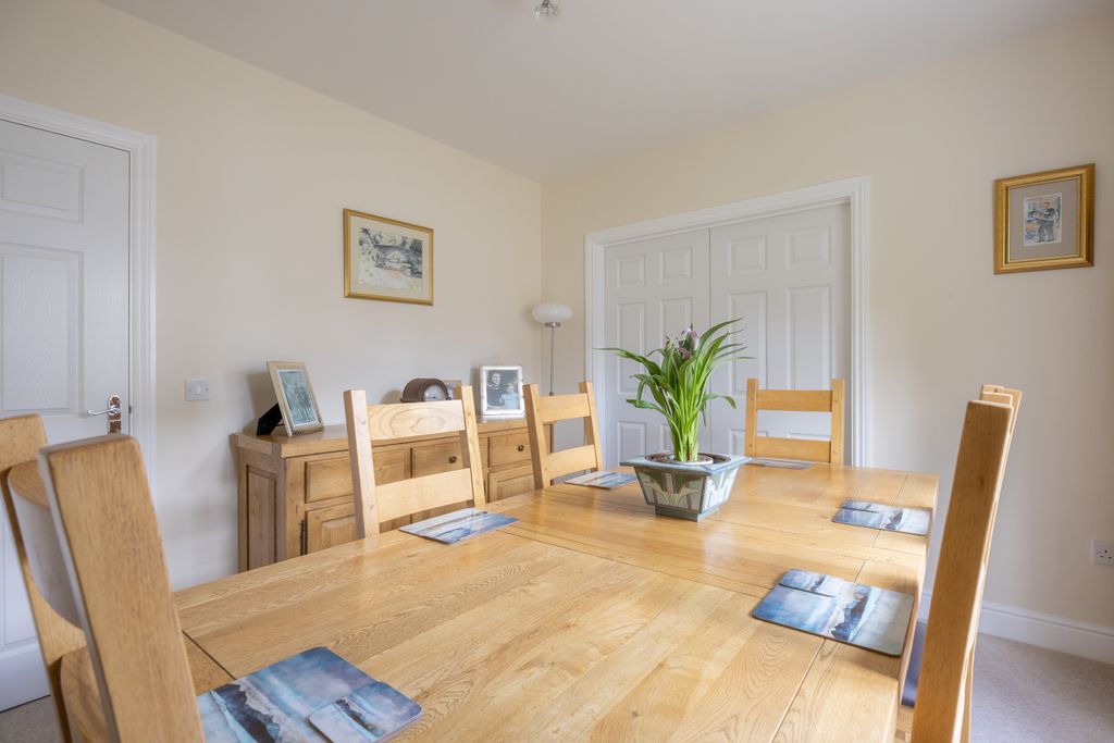 Additional image 7 of 5 bed detached house for saleDavid Farquharson Road, Blairgowrie PH10