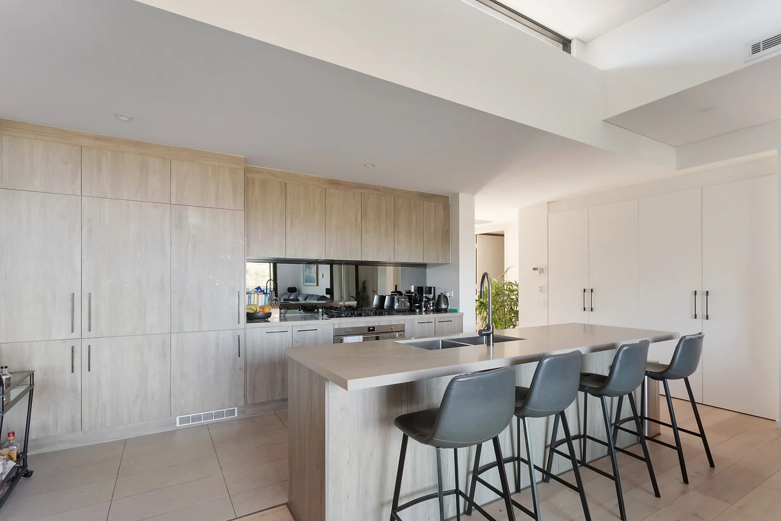 Additional image 9 of 401/18 Neild Avenue, Darlinghurst NSW 2010