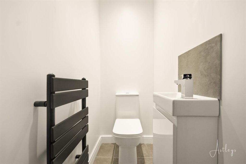 Additional image 14 of 2 bed flat for sale144 Overland Road, Mumbles, Swansea SA3
