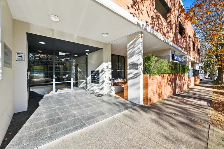 Additional image 4 of 109W/138 Carillon Avenue, Newtown NSW 2042