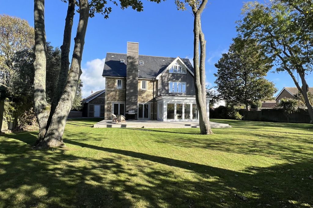 Additional image 32 of 5 bed detached house for saleElmwood Close, Broadstairs CT10