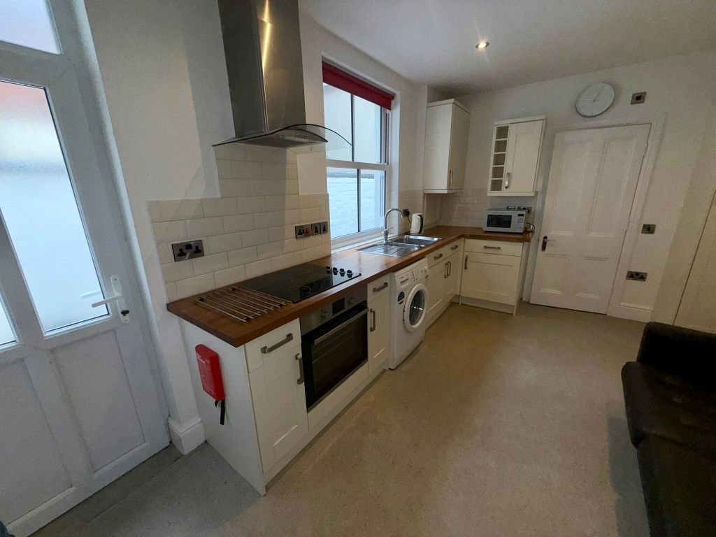 Additional image 7 of 1 bed flat for salePortland Road, Aberystwyth SY23