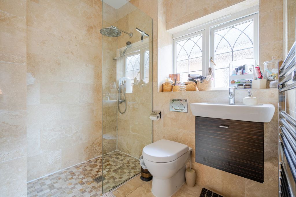 Additional image 8 of 5 bed detached house for saleSteeple Point, Ascot SL5