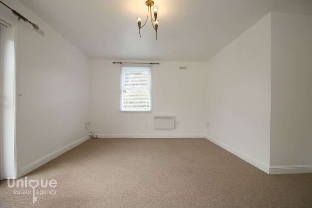 Additional image 10 of 1 bed flat for saleNewton Court, 91-93 Newton Drive, Blackpool FY3