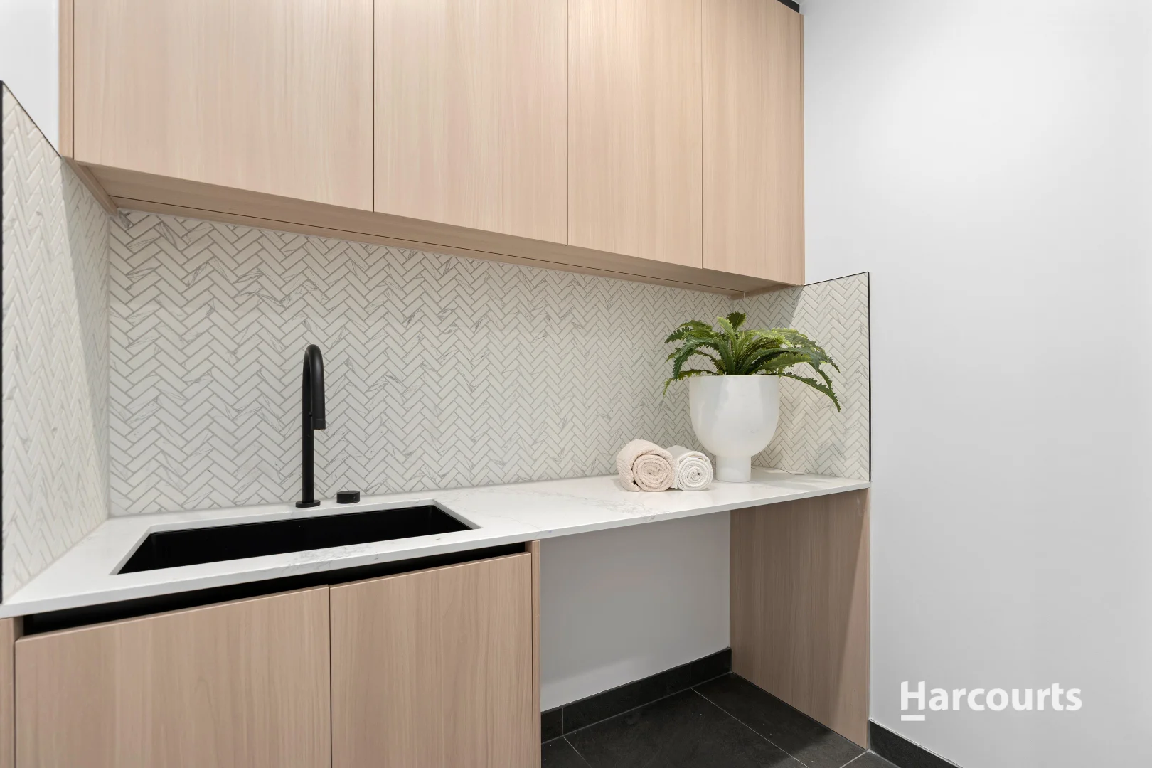 Additional image 18 of 2/6-8 Saladin Avenue, Glen Waverley VIC 3150
