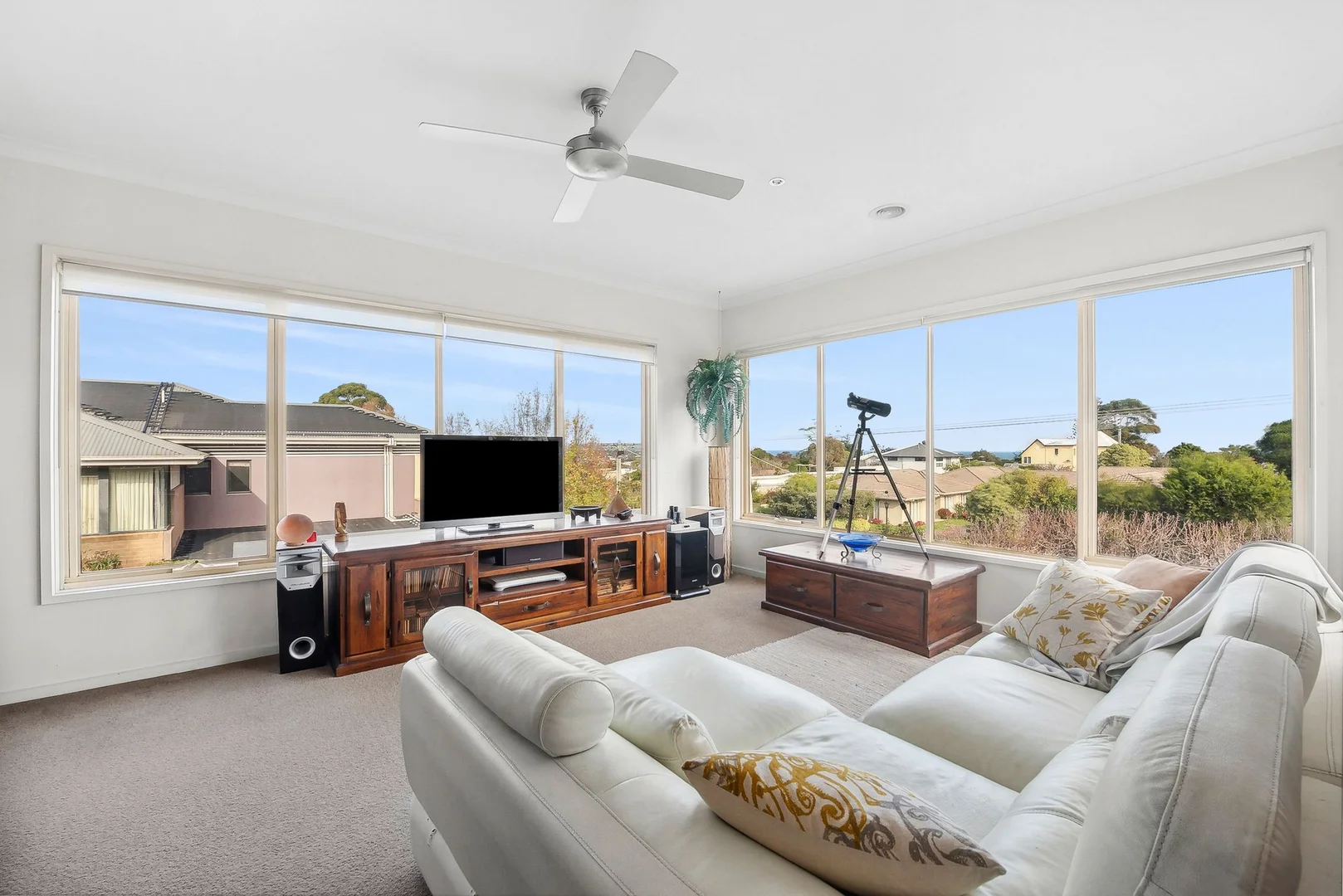 Additional image 7 of 1/53 Beleura Hill Road, Mornington VIC 3931