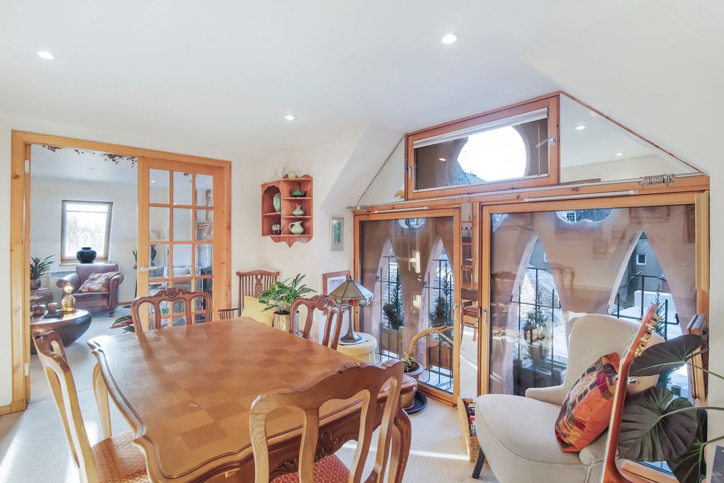 Additional image 8 of 2 bed flat for saleTay Street, Perth PH1