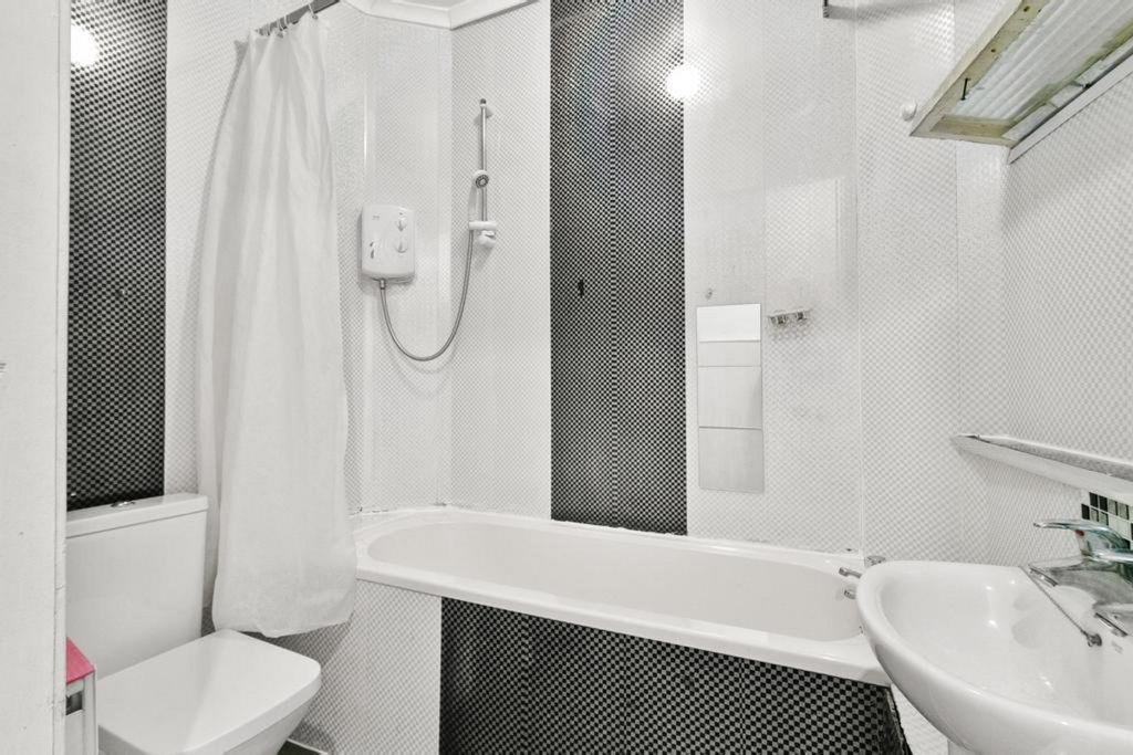 Additional image 17 of 3 bed flat for salePaisley Road West, Cessnock G51