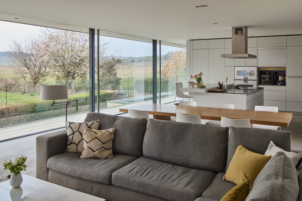 Additional image 11 of 5 bed detached house for saleVitro House, Marlow, Buckinghamshire SL8