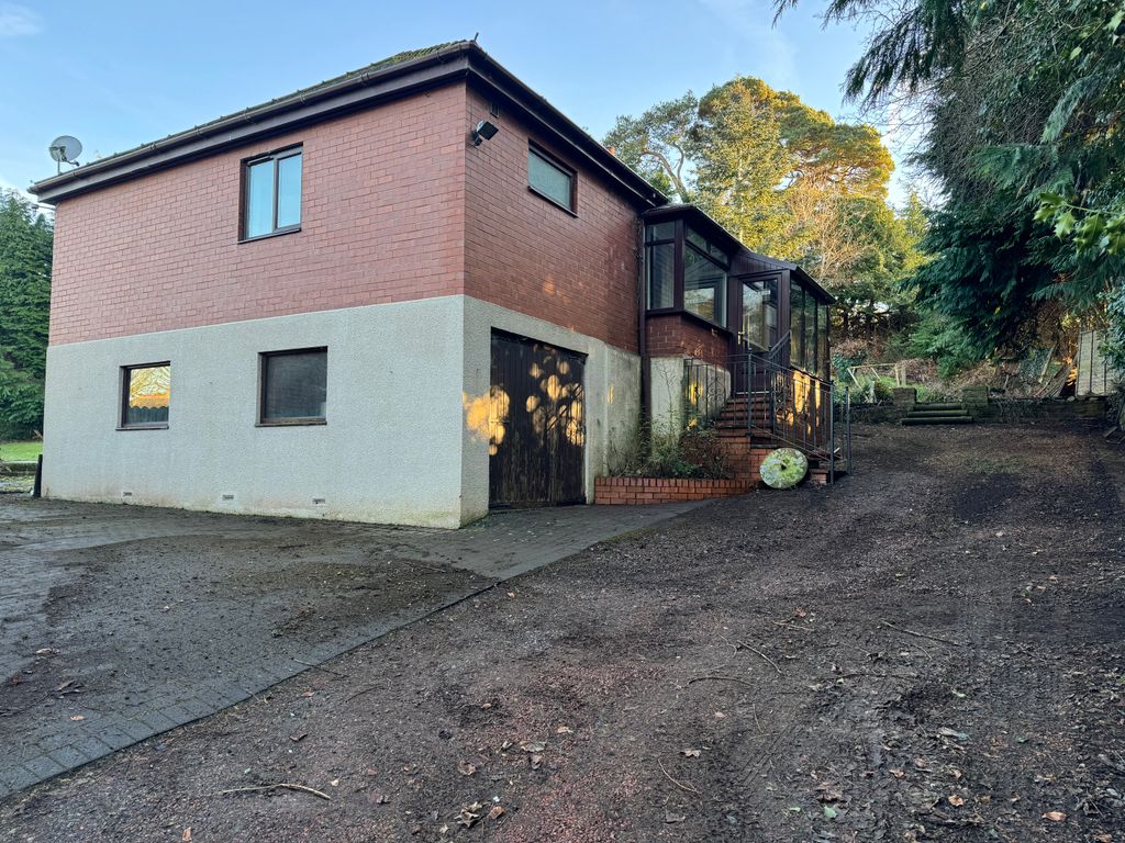 Additional image 2 of 4 bed detached bungalow for saleStation Road, Brampton CA8