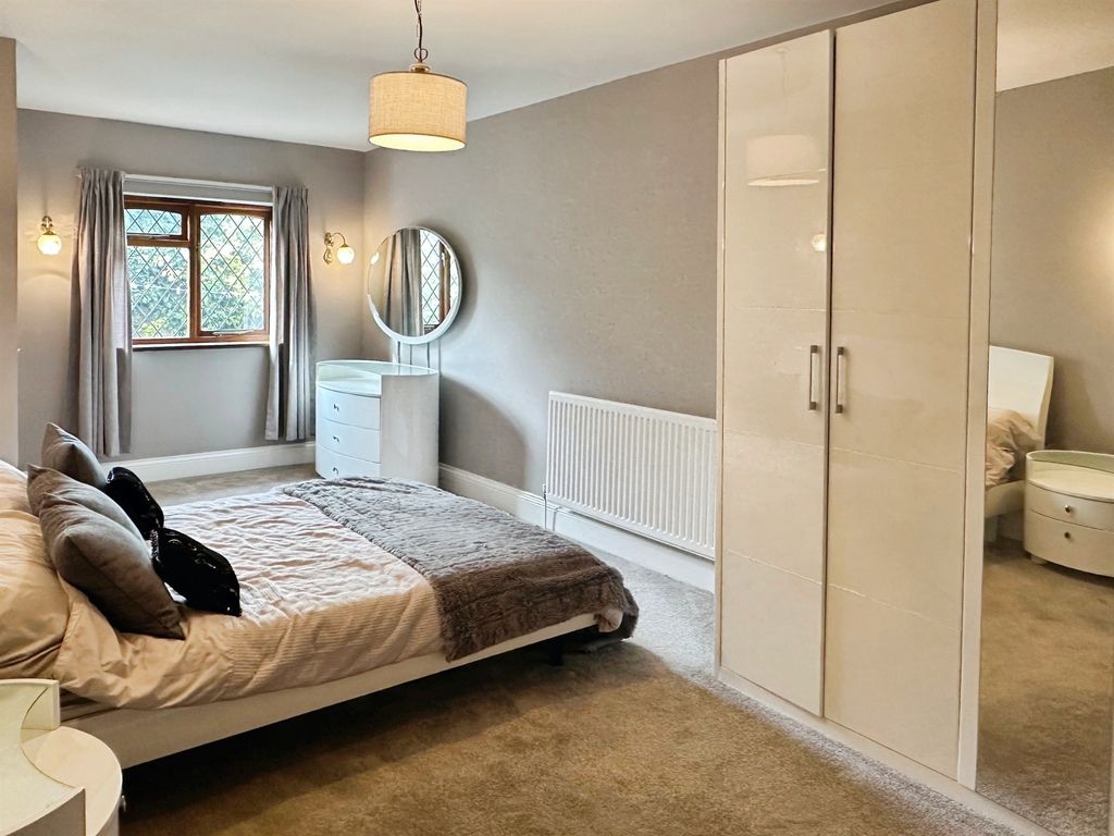 Additional image 10 of 5 bed detached bungalow for saleWilloughby Road, Bourne PE10