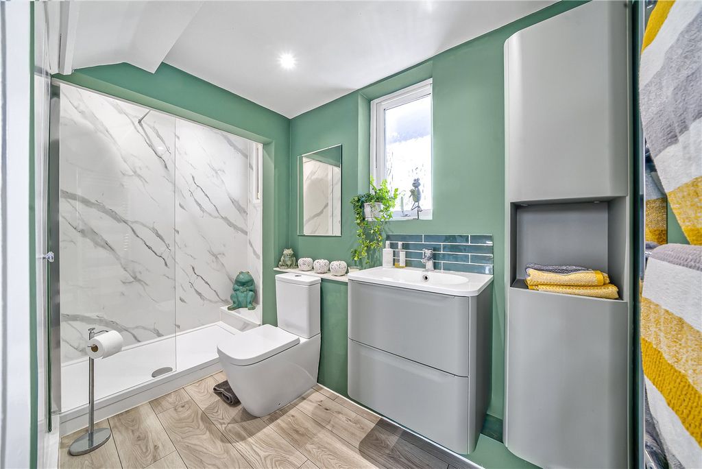 Additional image 35 of 6 bed detached house for saleSouth Walk, Middleton-On-Sea, West Sussex PO22