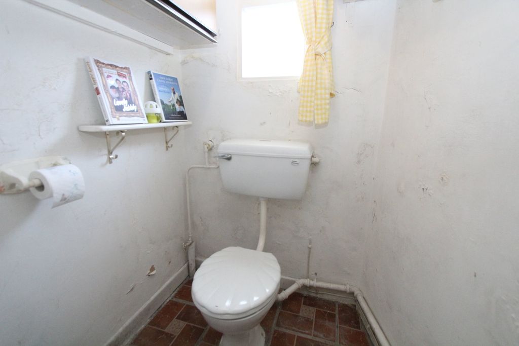 Additional image 16 of 2 bed bungalow for saleAcres Road, Brierley Hill DY5