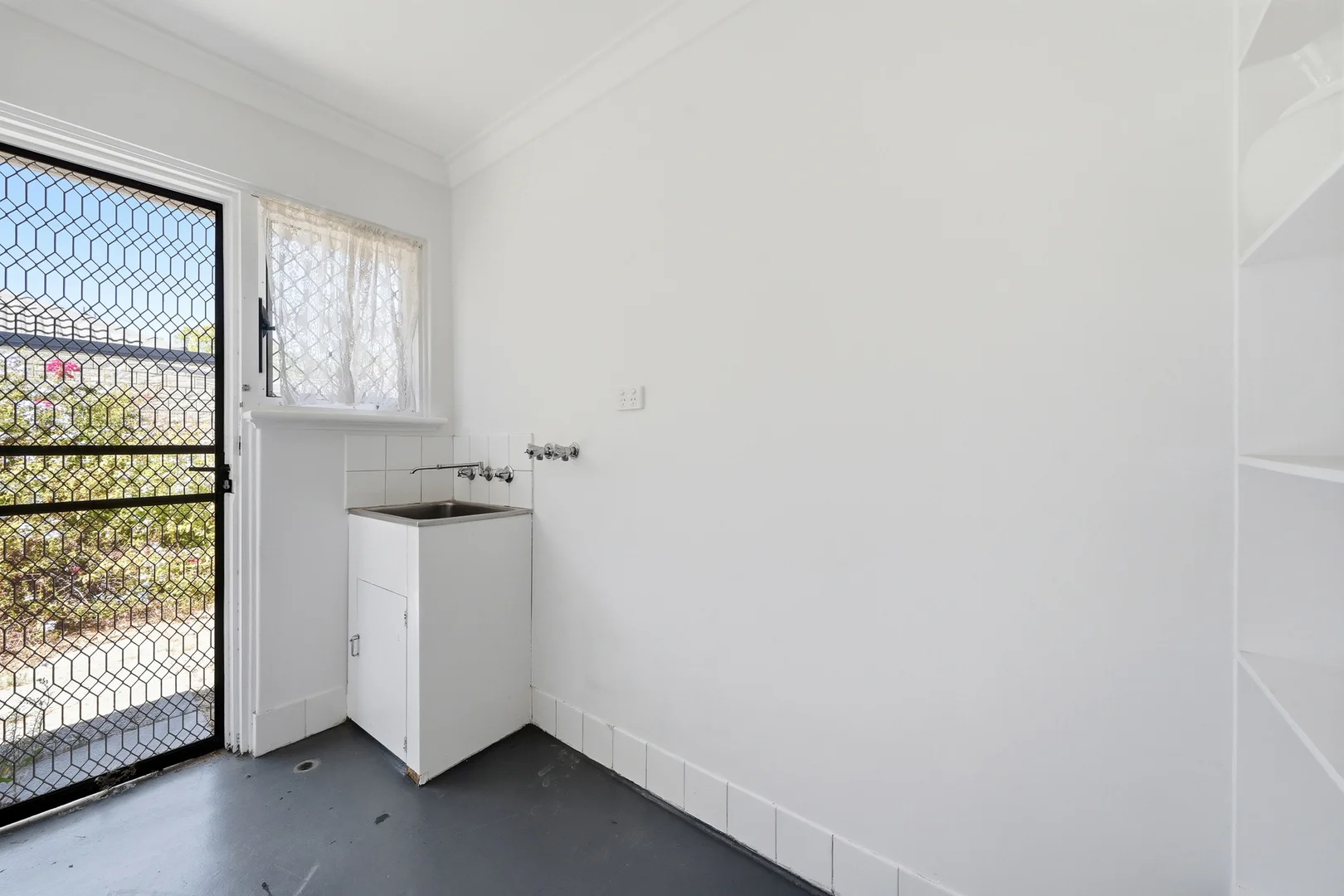 Additional image 20 of 347 Railway Avenue, Armadale WA 6112